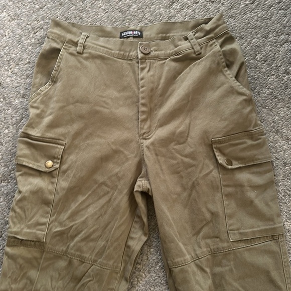 Fashion Nova Olive Colored Cargo Pants - Picture 2 of 6